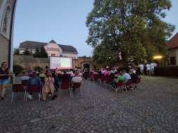 Ferien(s)pass 2024: Auf  nach GNAS zu MeinBezirk.at - Sommerkino